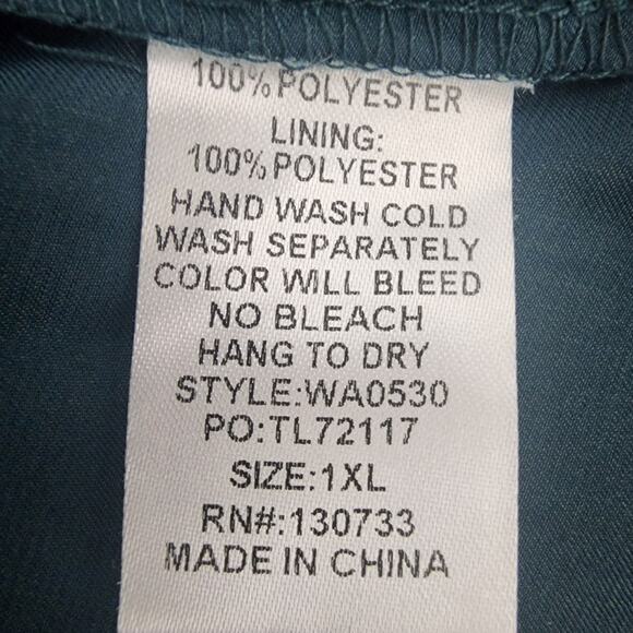 Umgee Plus Womens Blouse Short Balloon Sleeve Pleated Polyester Size 1X Green - Picture 9 of 9